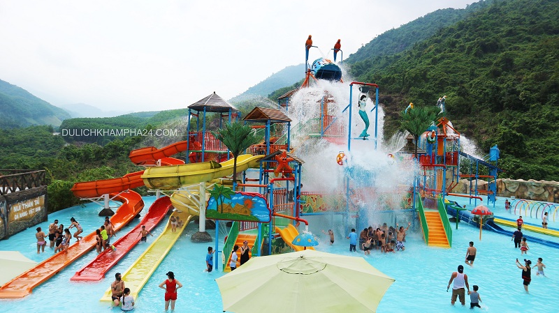 Bathing in Than Tai Mountain mineral spring