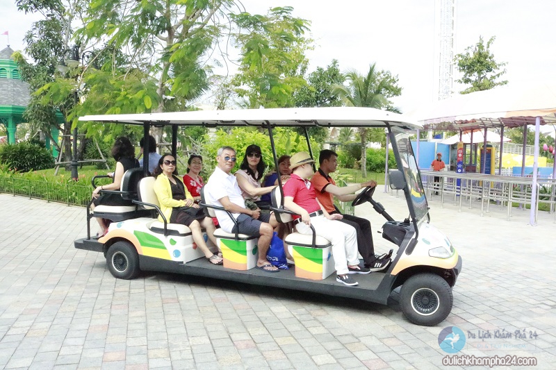 Tram in Vinpearl Nam Hoi An